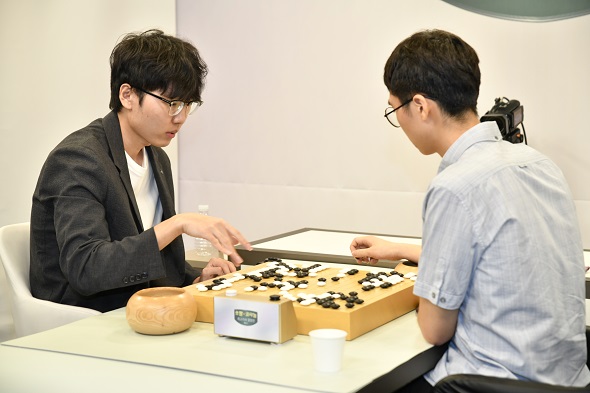 신진서, 변상일 꺾고 쏘팔코사놀 6연패 달성